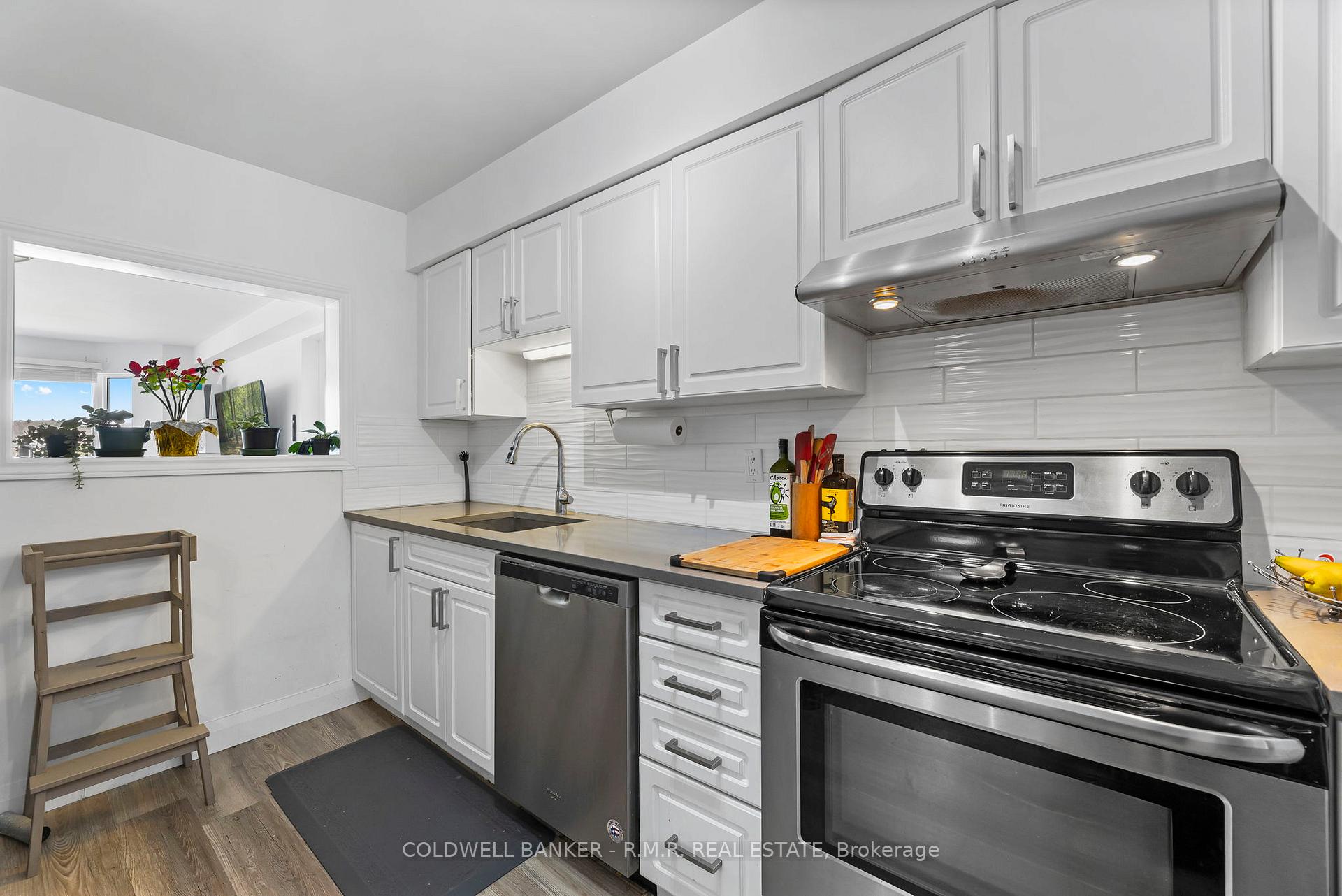 Photo 13 of Unit 301, 41 Ash Street, Uxbridge — HOMEH