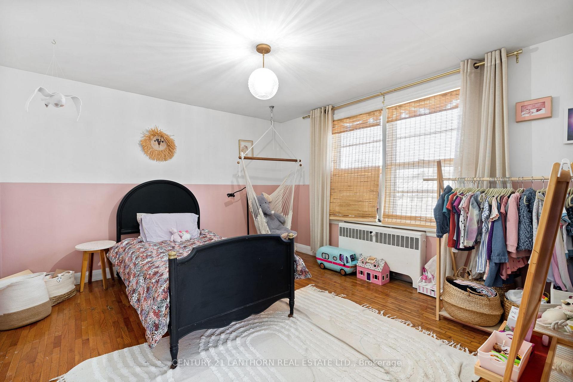 Photo 5 of 137 Catharine Street, Belleville, Belleville Ward — HOMEH