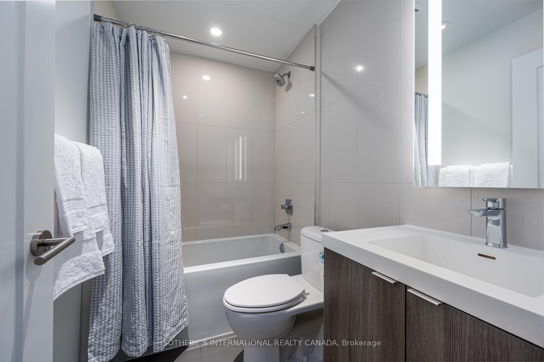 Photo 11 of Unit 1418, 585 Bloor Street E, Toronto, North St. James Town — HOMEH
