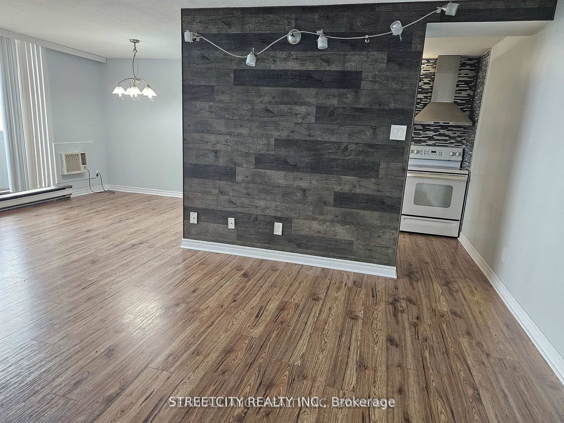 Photo 12 of Unit 712, 1103 Jalna Boulevard, London, South X — HOMEH