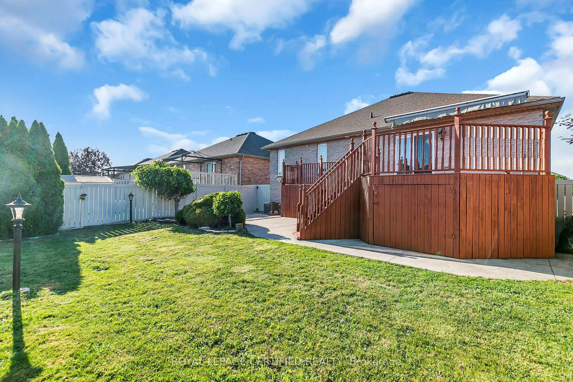 Photo 36 of 181 Rockhaven Drive, Lakeshore — HOMEH
