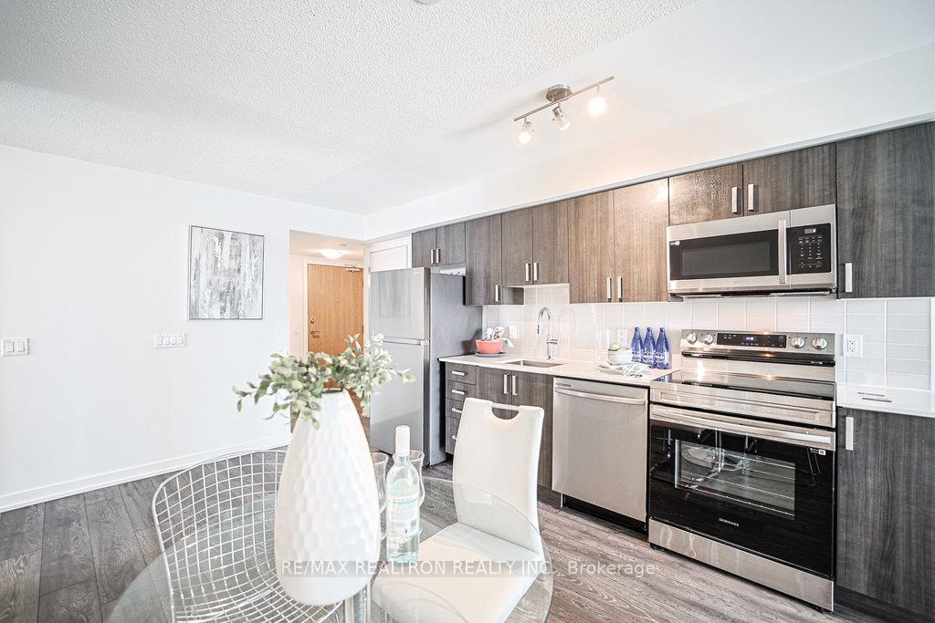 Photo 5 of Unit 1504, 1455 Celebration Drive, Pickering, Bay Ridges — HOMEH