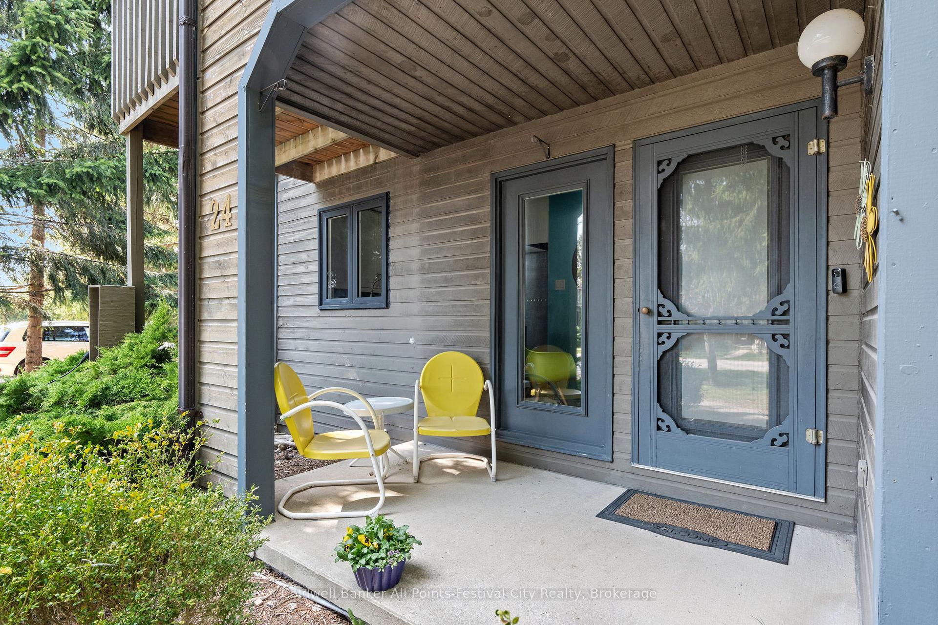 Photo 5 of Unit #24, 76582 Jowett's Grove, Middlesex Centre, Rural Middlesex Centre — HOMEH
