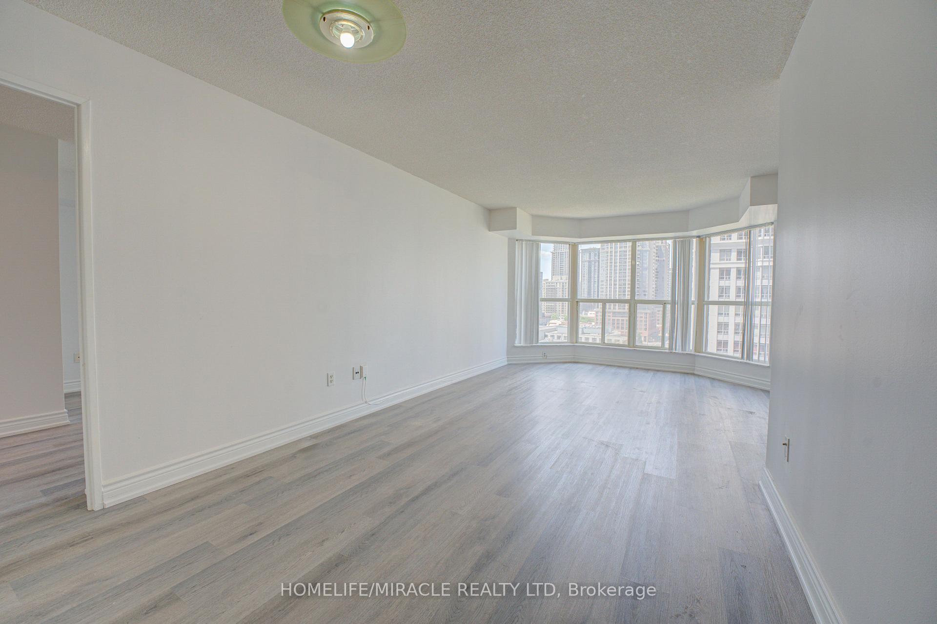 Front of Unit 1405, 325 Webb Drive