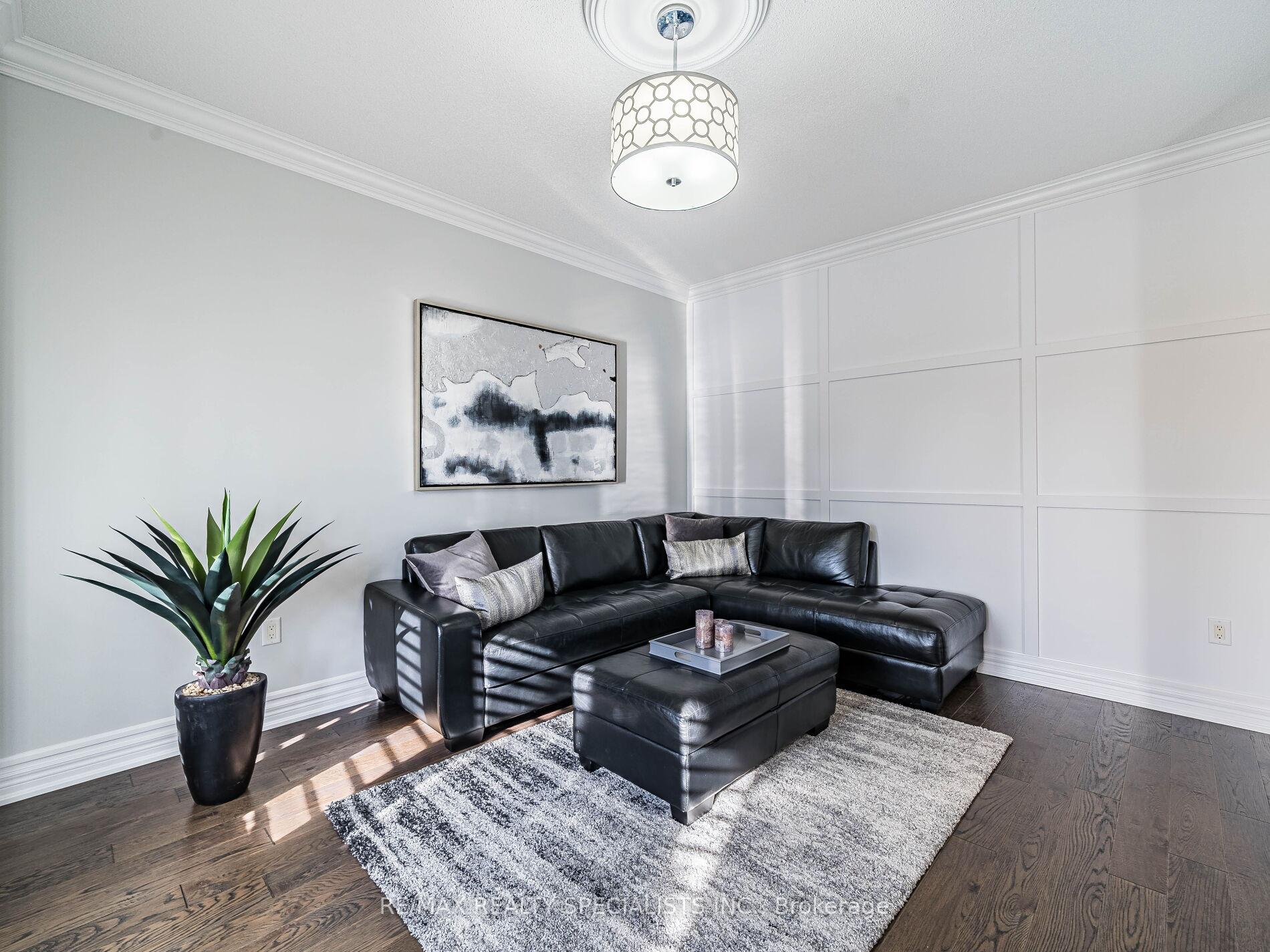 Photo 5 of 235 Learmont Avenue, Caledon, Rural Caledon — HOMEH