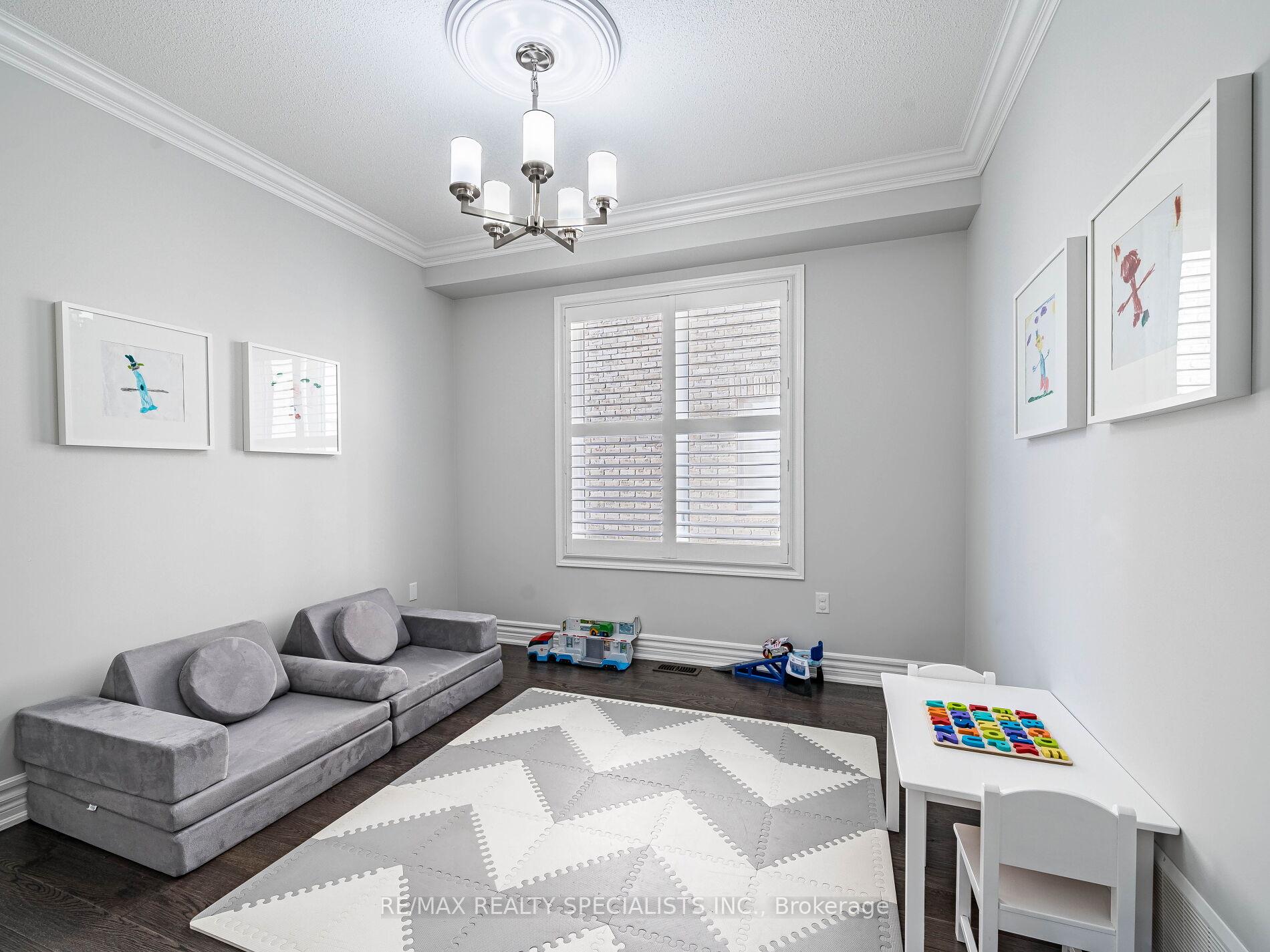 Photo 6 of 235 Learmont Avenue, Caledon, Rural Caledon — HOMEH