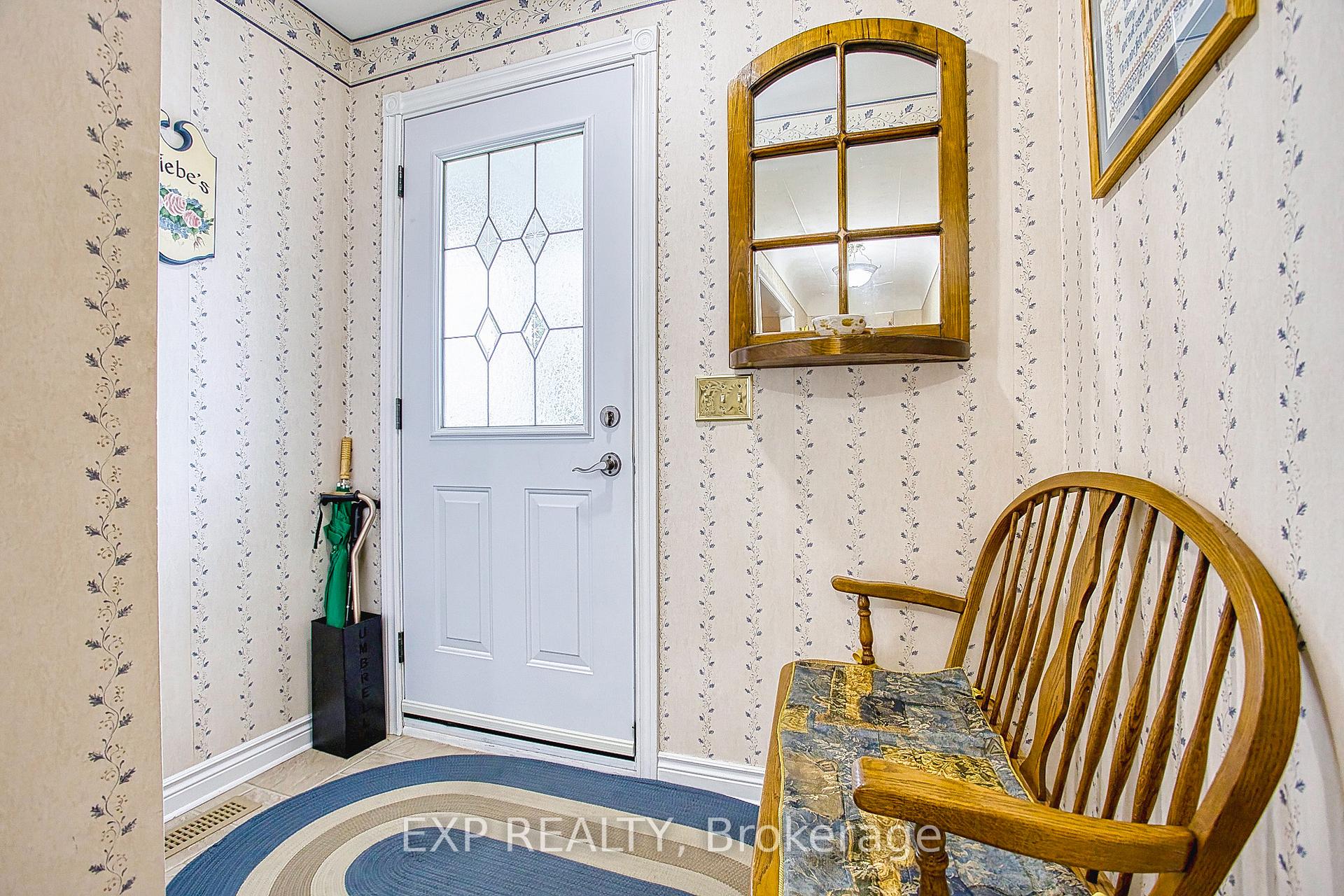 Photo 4 of 54 Garden Drive, Grimsby, Grimsby West — HOMEH