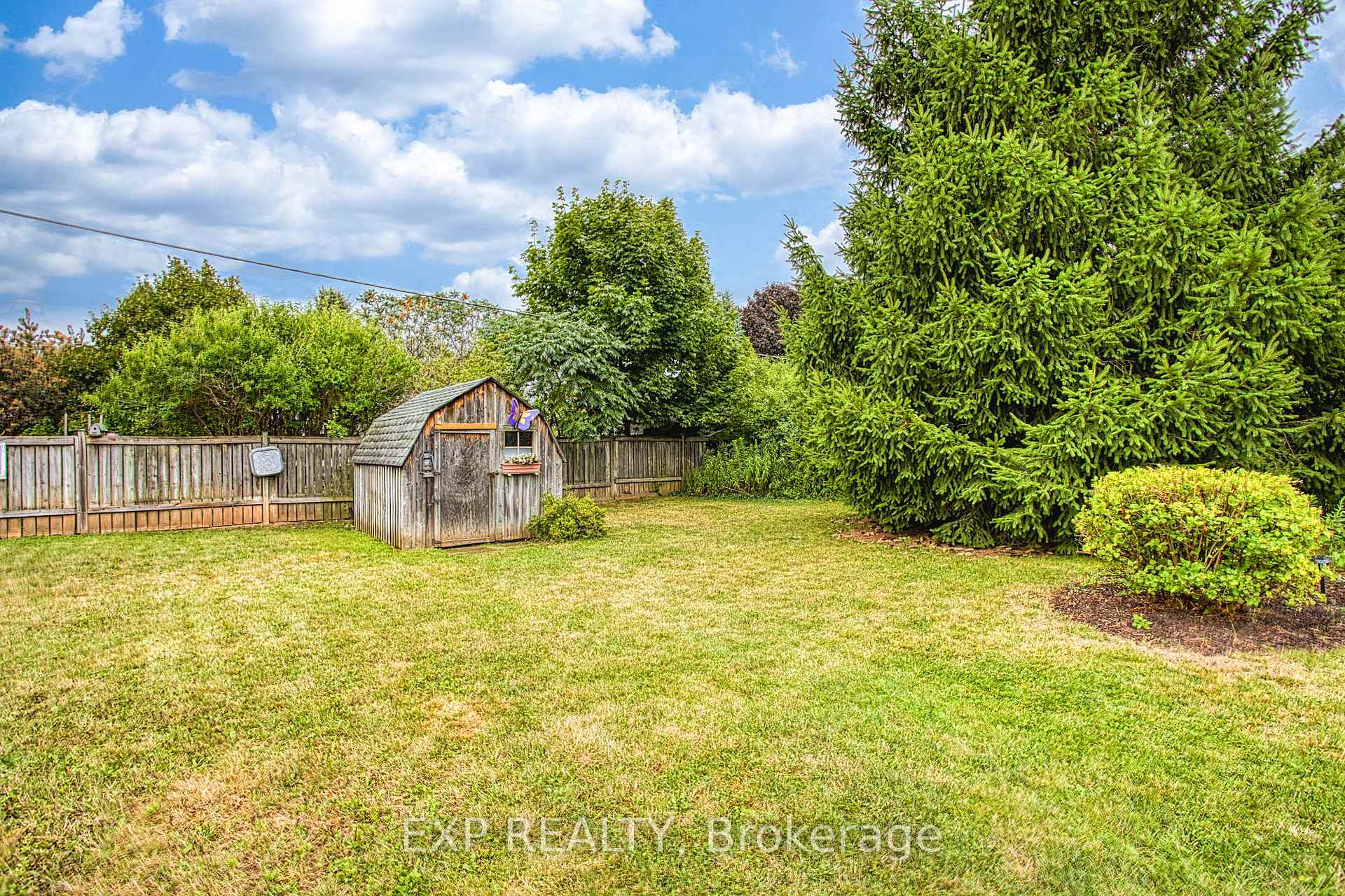Photo 26 of 54 Garden Drive, Grimsby, Grimsby West — HOMEH