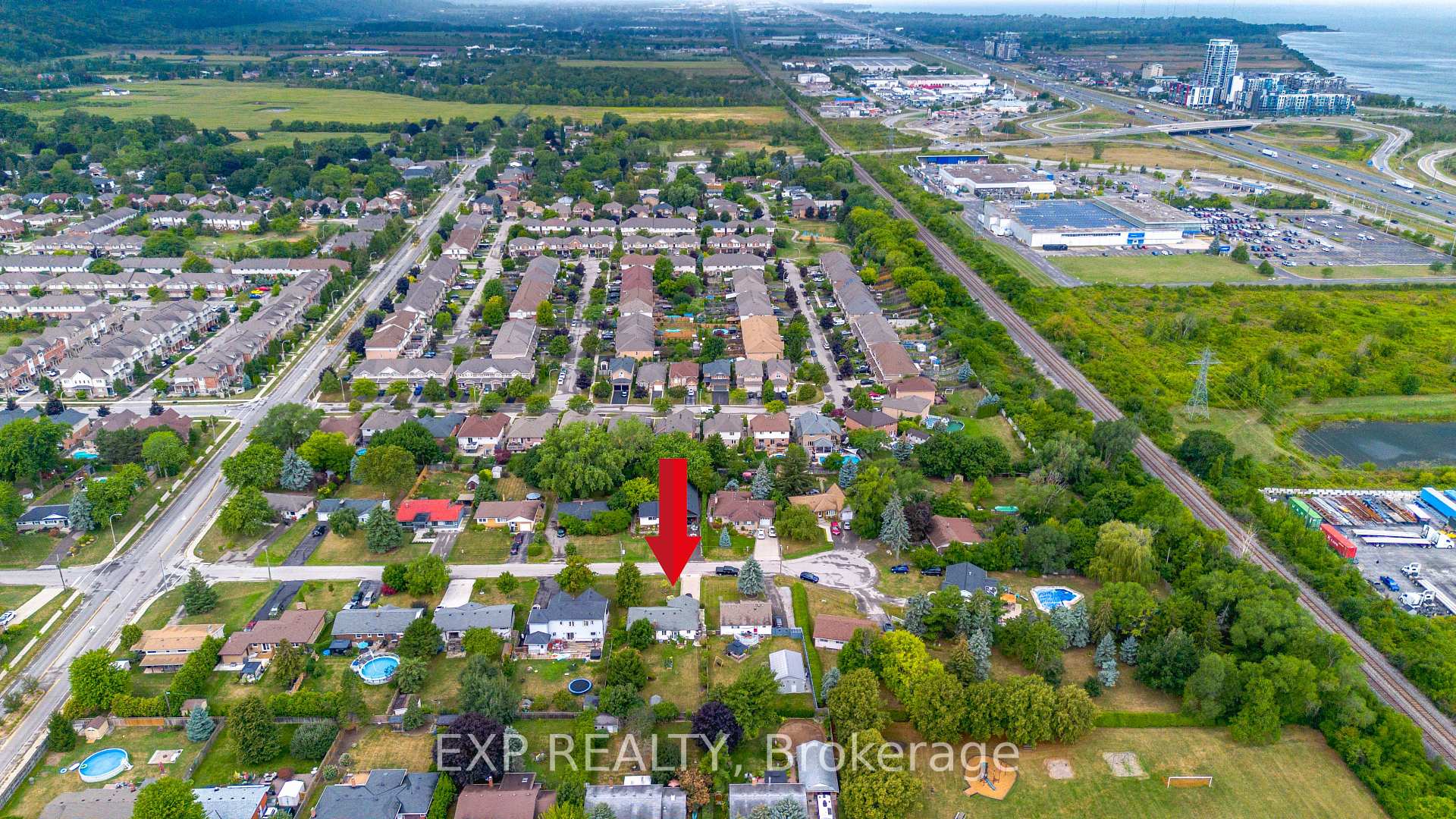 Photo 35 of 54 Garden Drive, Grimsby, Grimsby West — HOMEH