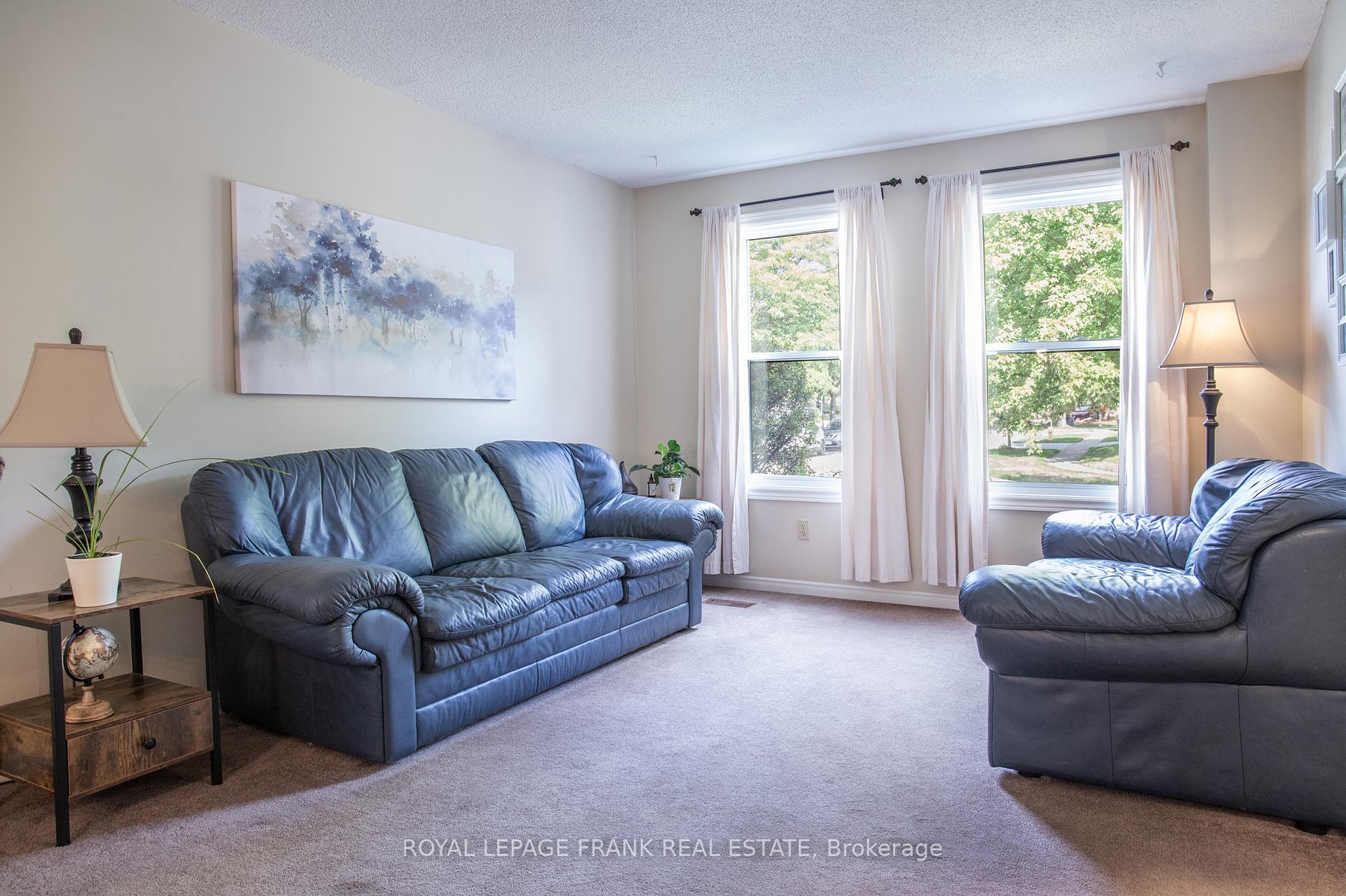 Photo 7 of 99 Hart Boulevard, Clarington, Newcastle — HOMEH