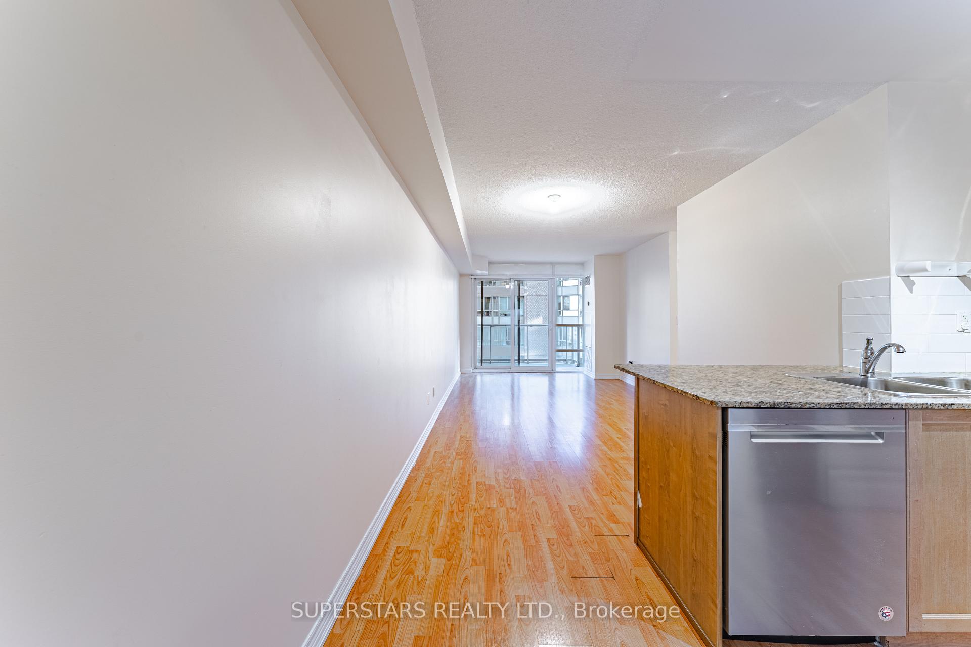 Photo 3 of Unit 708, 761 Bay Street, Toronto, Bay Street Corridor — HOMEH
