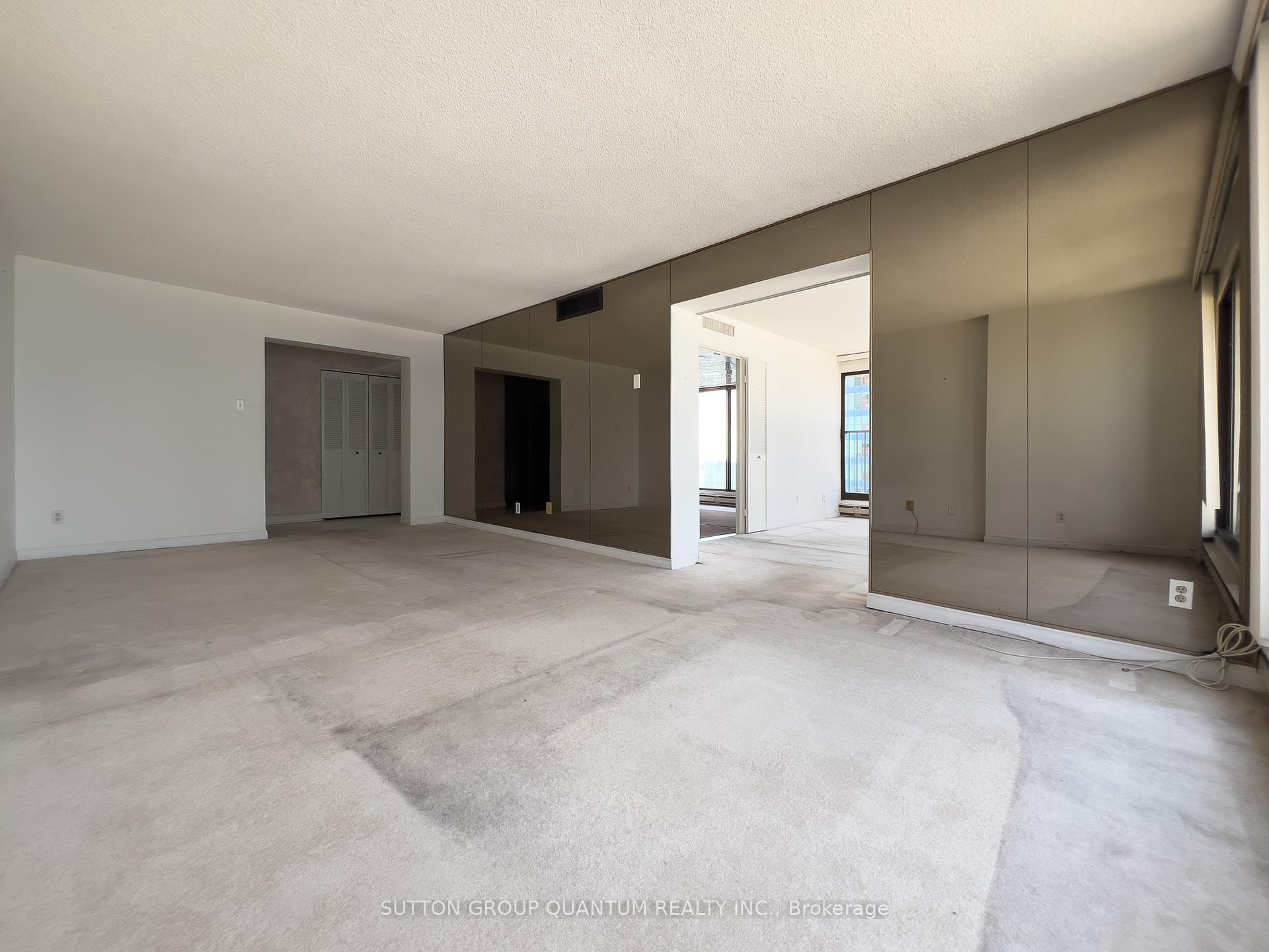 Photo 3 of Unit 1617, 55 Harbour Square, Toronto, Waterfront Communities — HOMEH