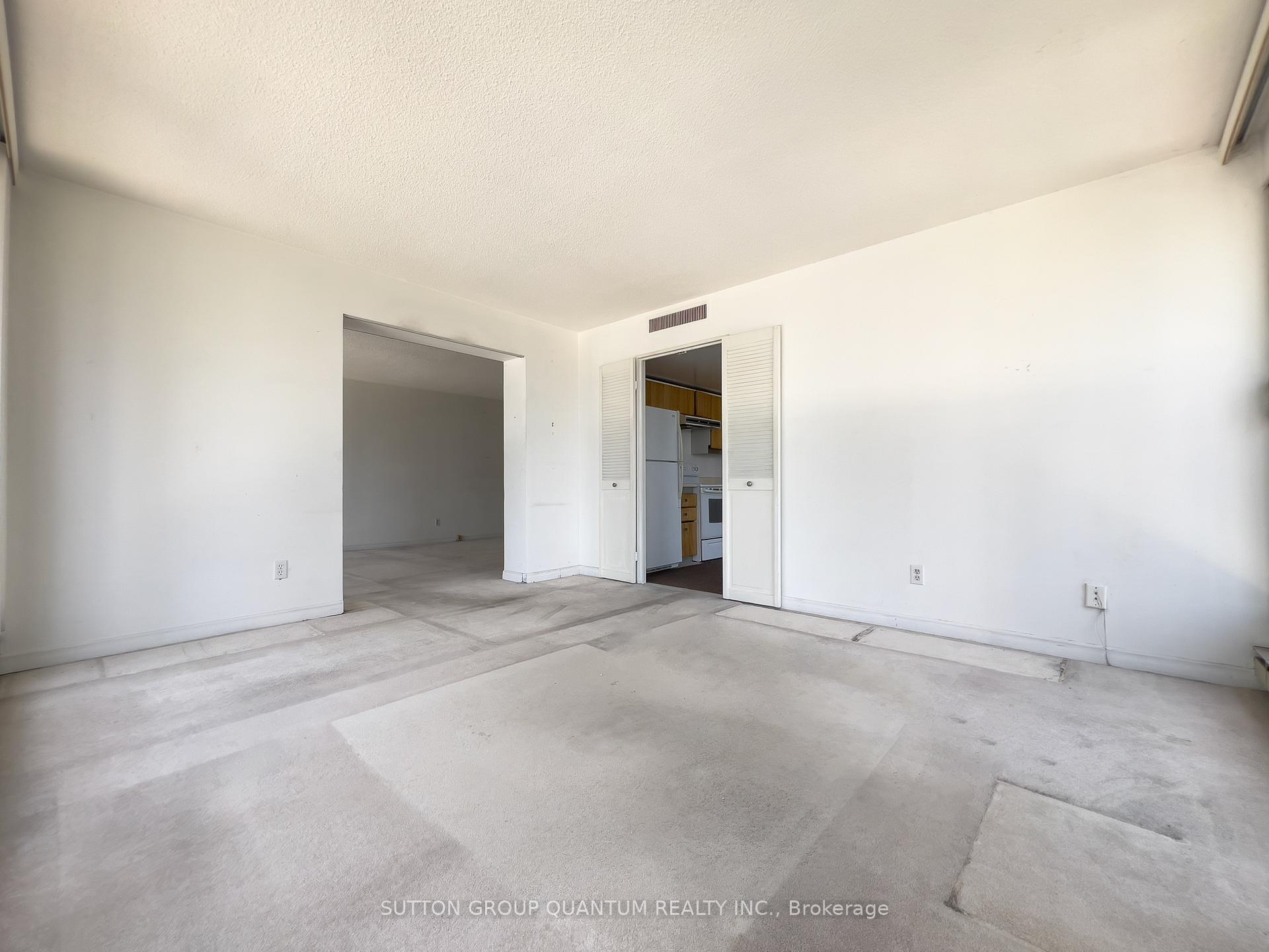 Photo 5 of Unit 1617, 55 Harbour Square, Toronto, Waterfront Communities — HOMEH