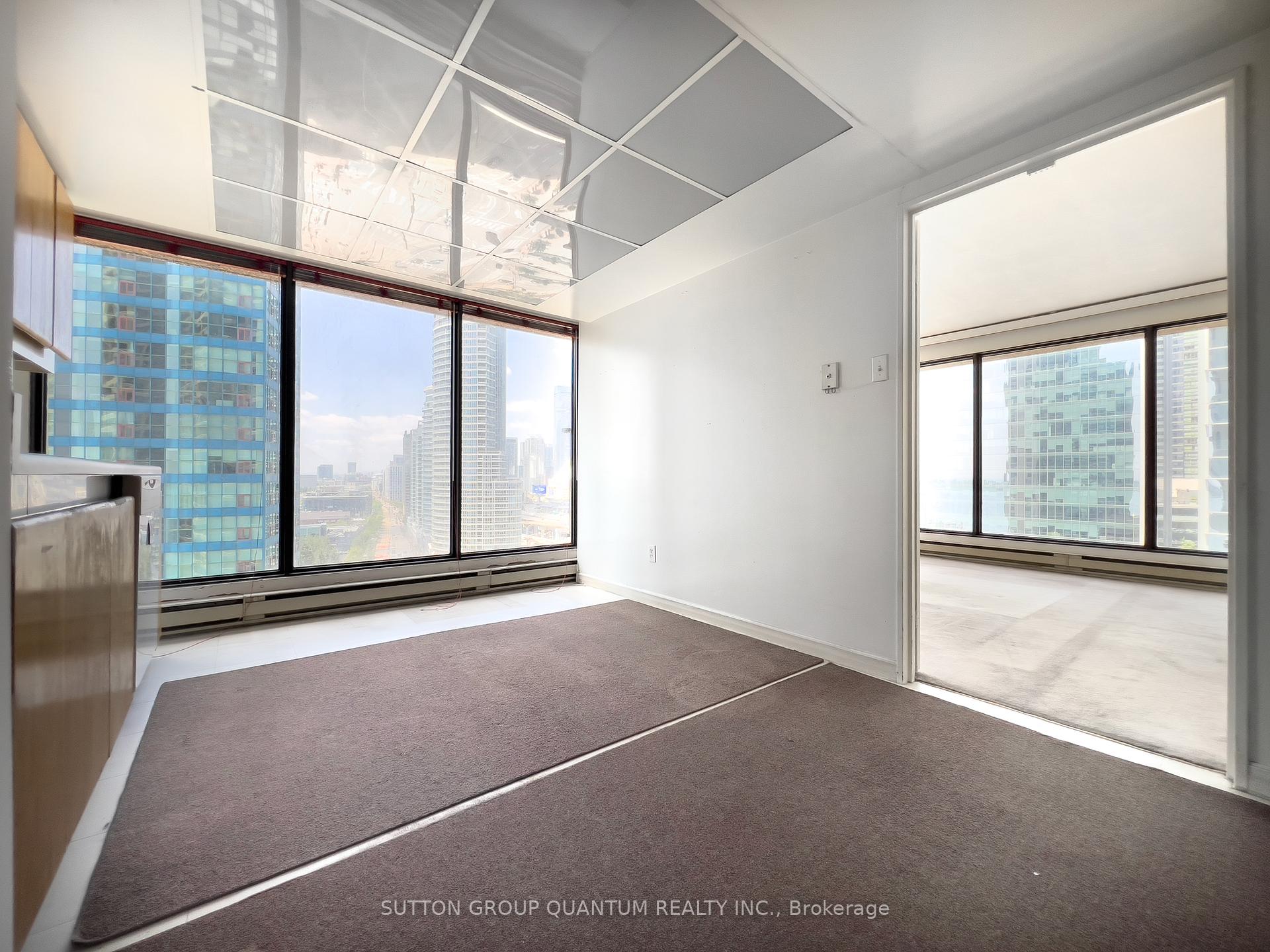 Photo 18 of Unit 1617, 55 Harbour Square, Toronto, Waterfront Communities — HOMEH