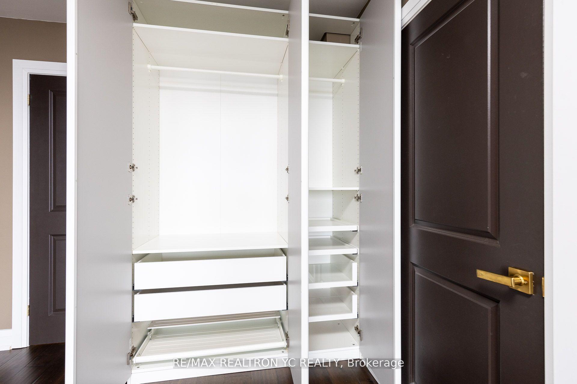 Photo 14 of Unit 1712, 8111 Yonge Street, Markham, Royal Orchard — HOMEH