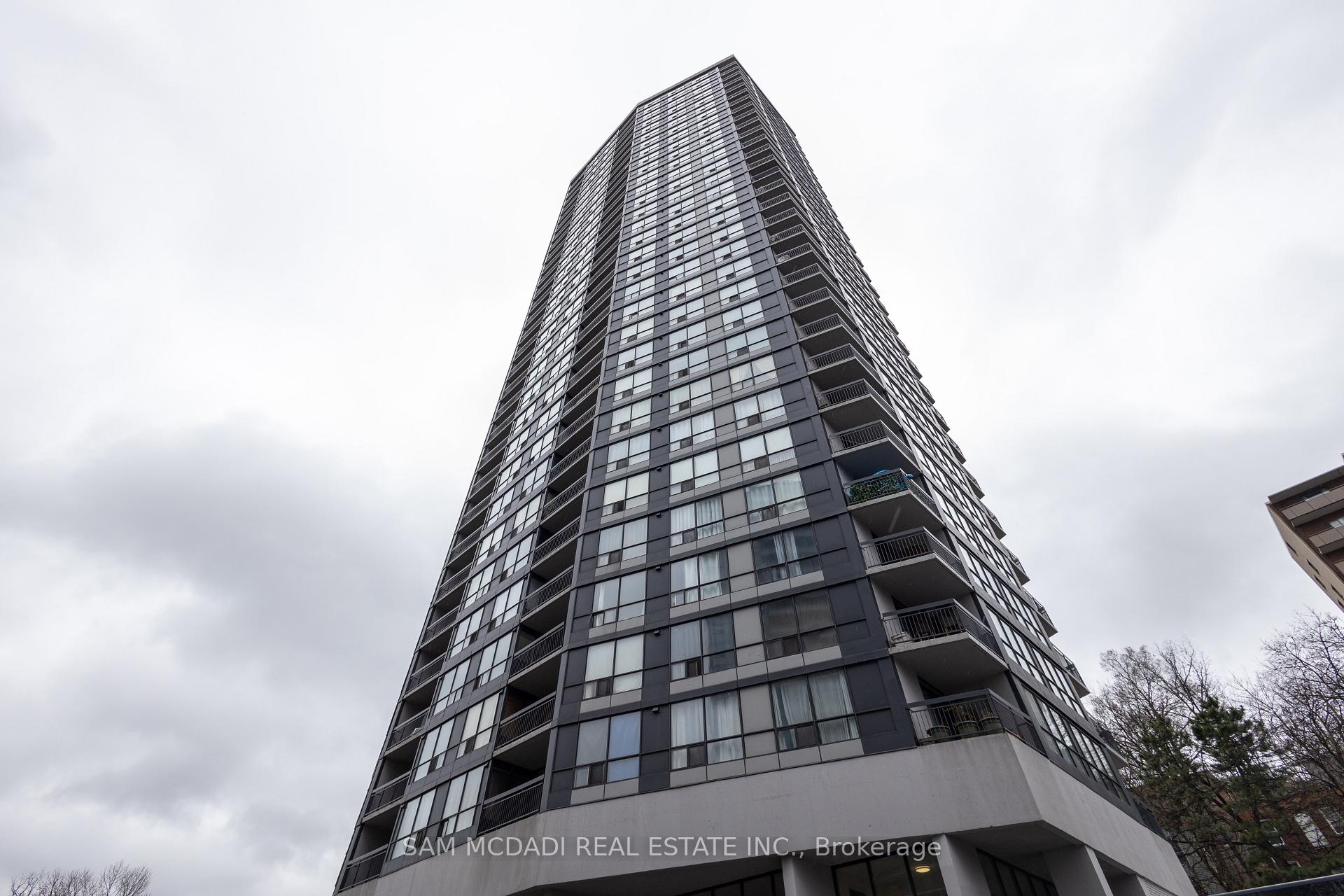 Front of Unit 2008, 150 Charlton Avenue E