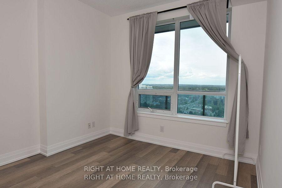 Photo 3 of Unit 1512, 7167 Yonge Street, Markham, Thornhill — HOMEH