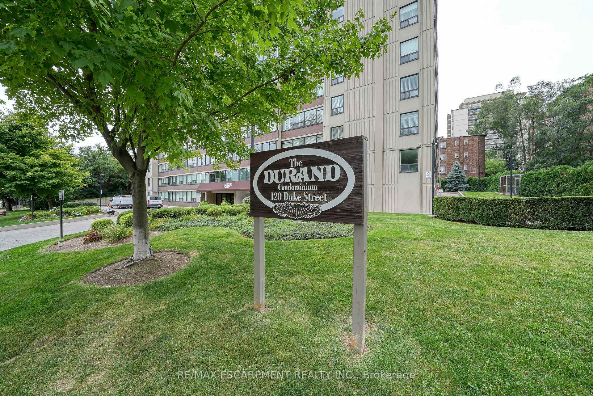 Front of Unit 1506, 120 Duke Street
