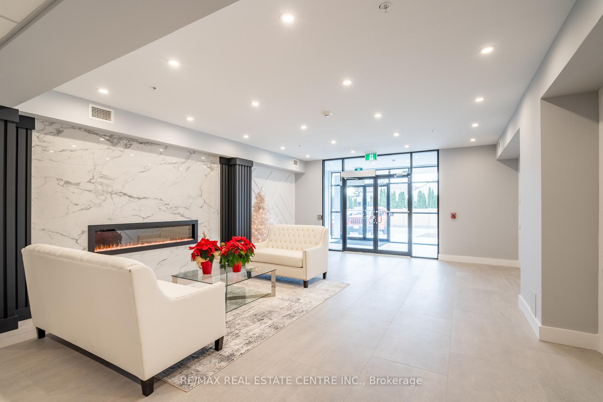Photo 4 of Unit 302, 120 Springvalley Crescent, Hamilton, Gourley — HOMEH