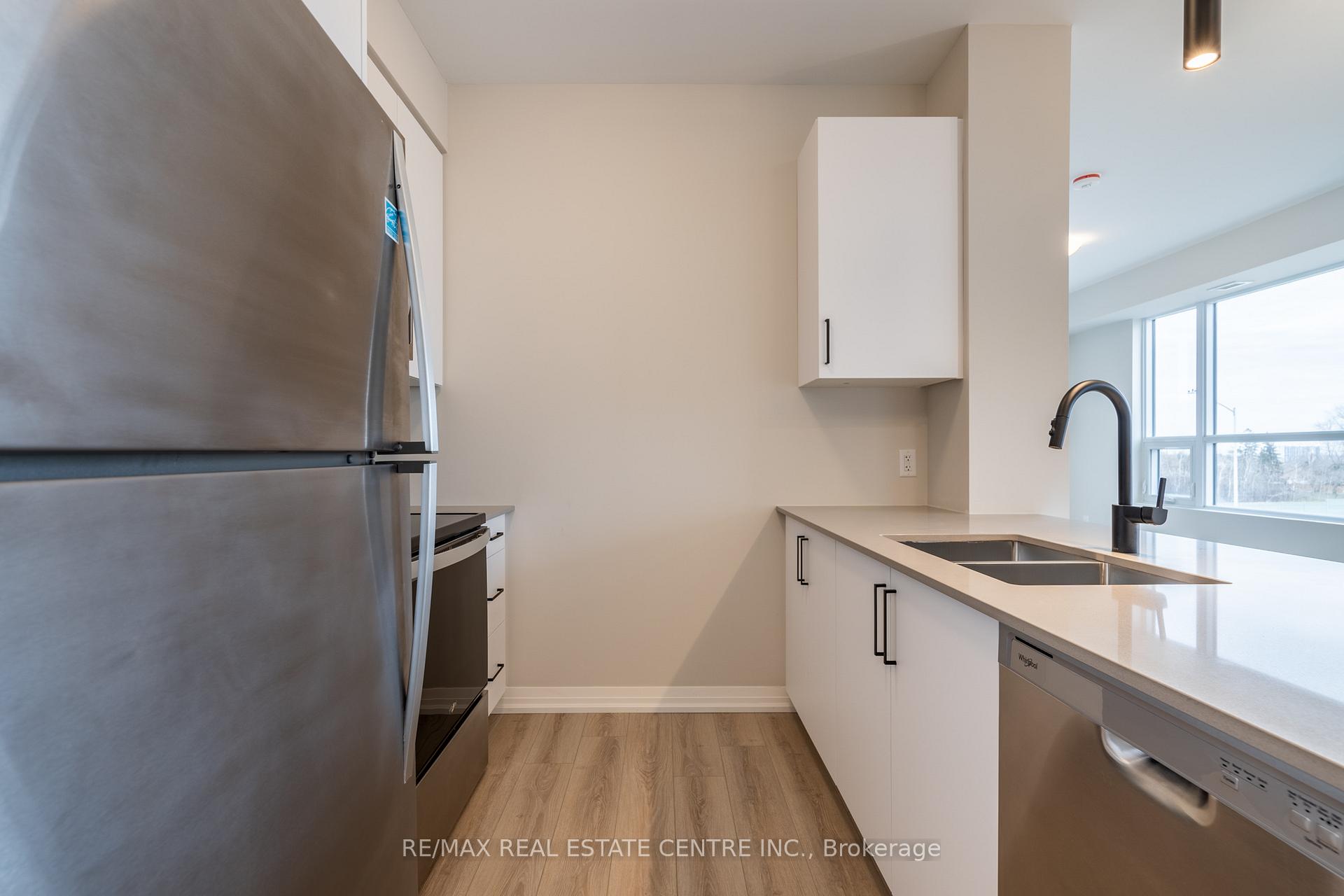 Photo 10 of Unit 302, 120 Springvalley Crescent, Hamilton, Gourley — HOMEH