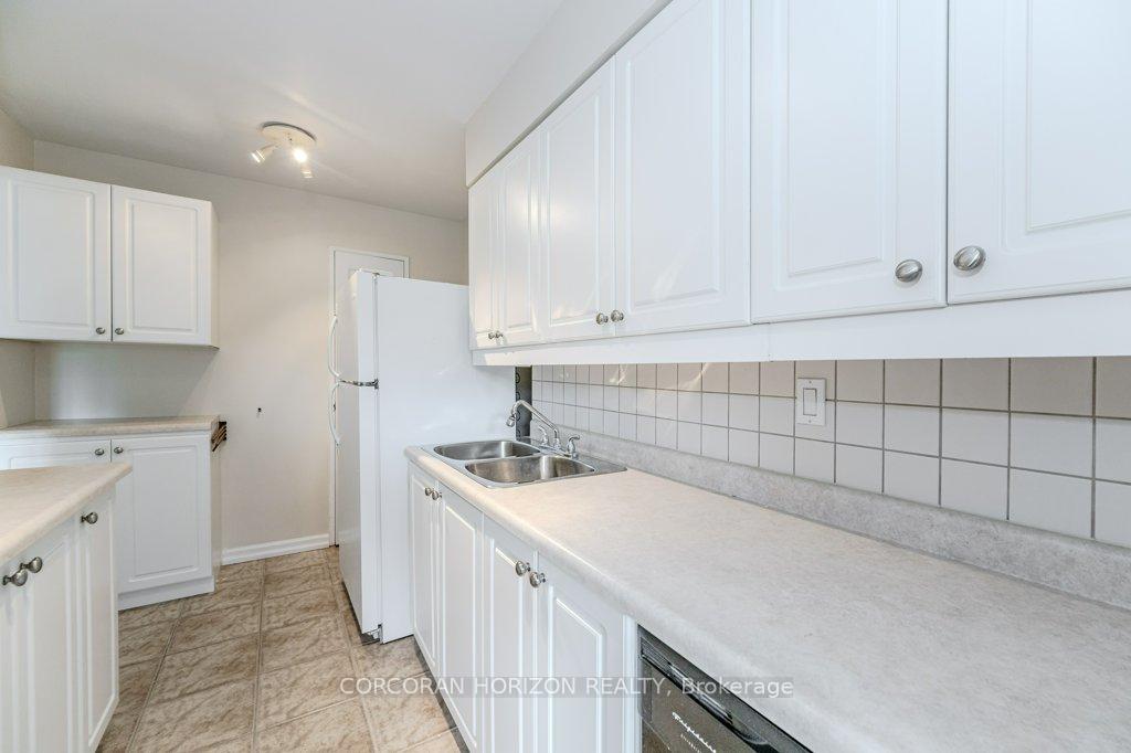 Photo 15 of Unit 803, 1964 Main Street W, Hamilton, Ainslie Wood — HOMEH