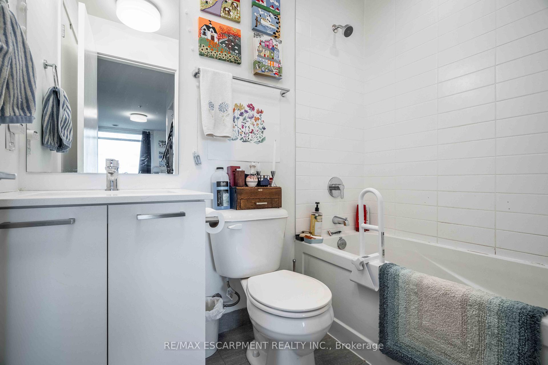 Photo 17 of Unit 506, 467 Charlton Avenue E, Hamilton, Stinson — HOMEH