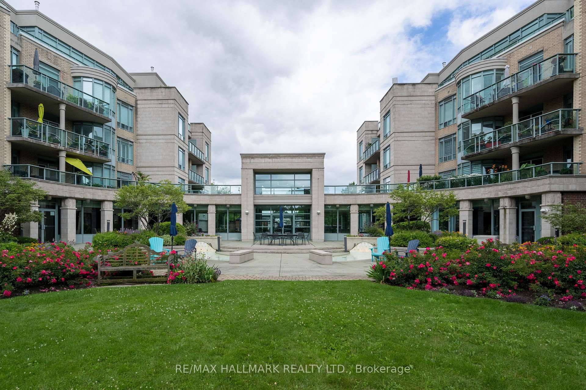 Photo 1 of Unit 205, 35 Boardwalk Drive, Toronto, The Beaches — HOMEH