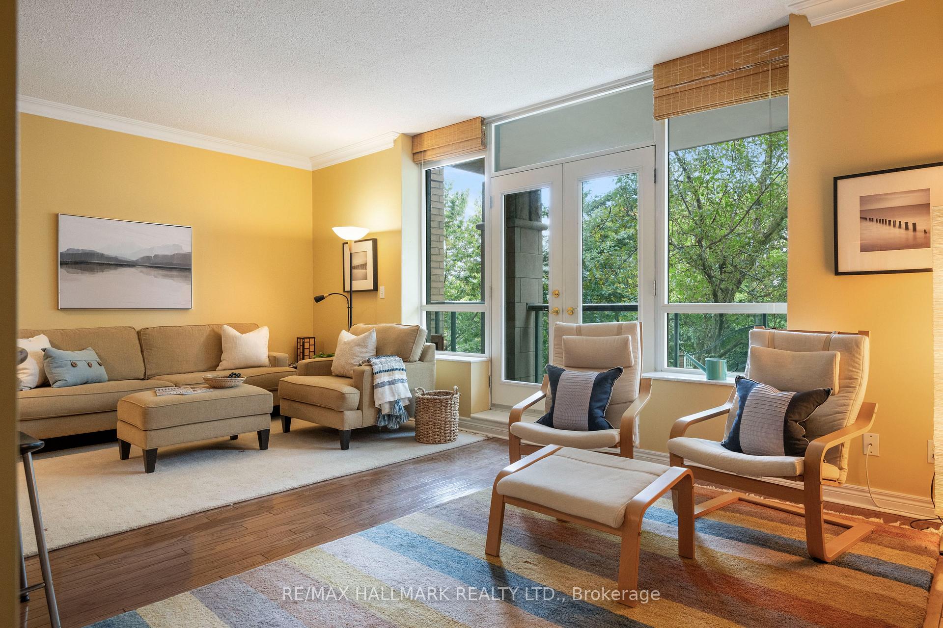 Photo 12 of Unit 205, 35 Boardwalk Drive, Toronto, The Beaches — HOMEH