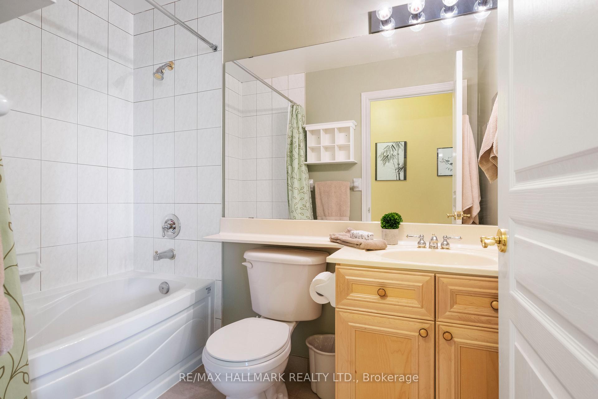 Photo 17 of Unit 205, 35 Boardwalk Drive, Toronto, The Beaches — HOMEH