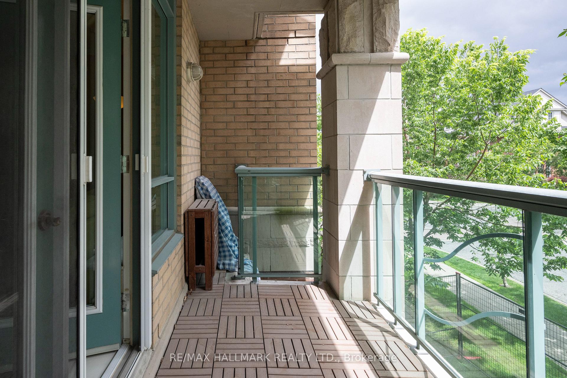 Photo 34 of Unit 205, 35 Boardwalk Drive, Toronto, The Beaches — HOMEH