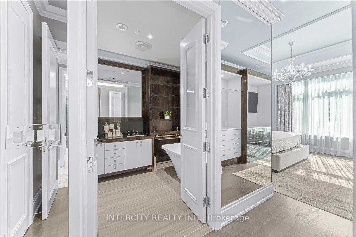 Photo 26 of Unit 4405, 311 Bay Street, Toronto, Bay Street Corridor — HOMEH