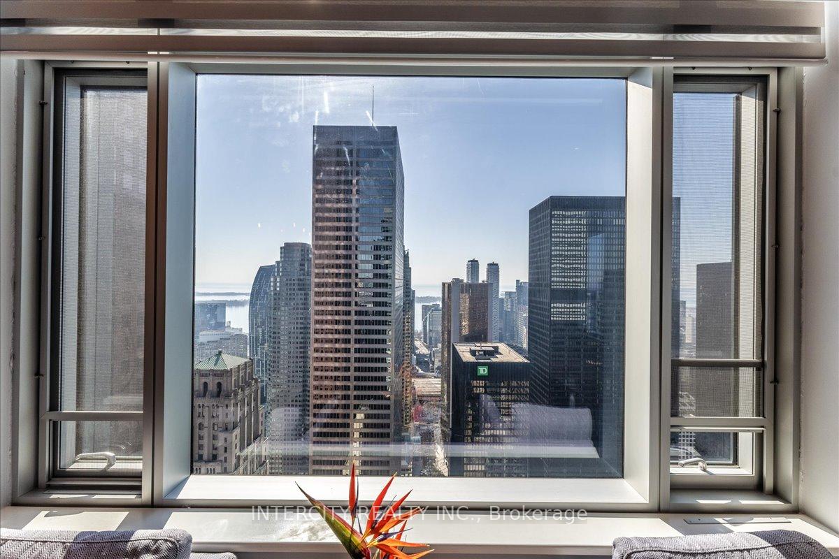 Photo 37 of Unit 4405, 311 Bay Street, Toronto, Bay Street Corridor — HOMEH