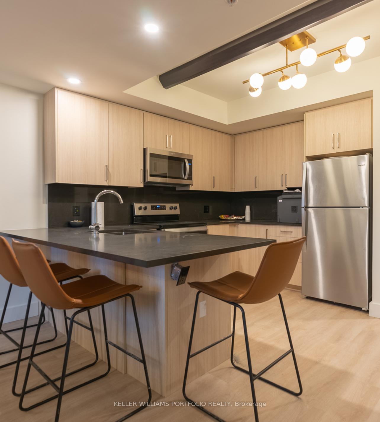 Photo 3 of Unit 926, 145 Columbia Street, Waterloo — HOMEH
