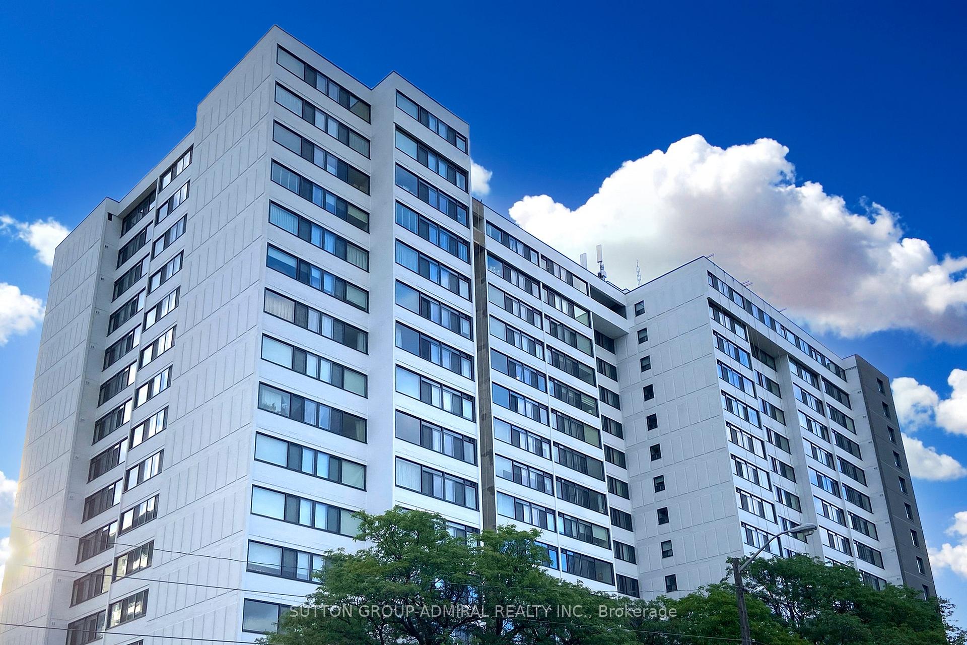 Photo 1 of Unit 707, 3000 Bathurst Street, Toronto, Englemount-Lawrence — HOMEH