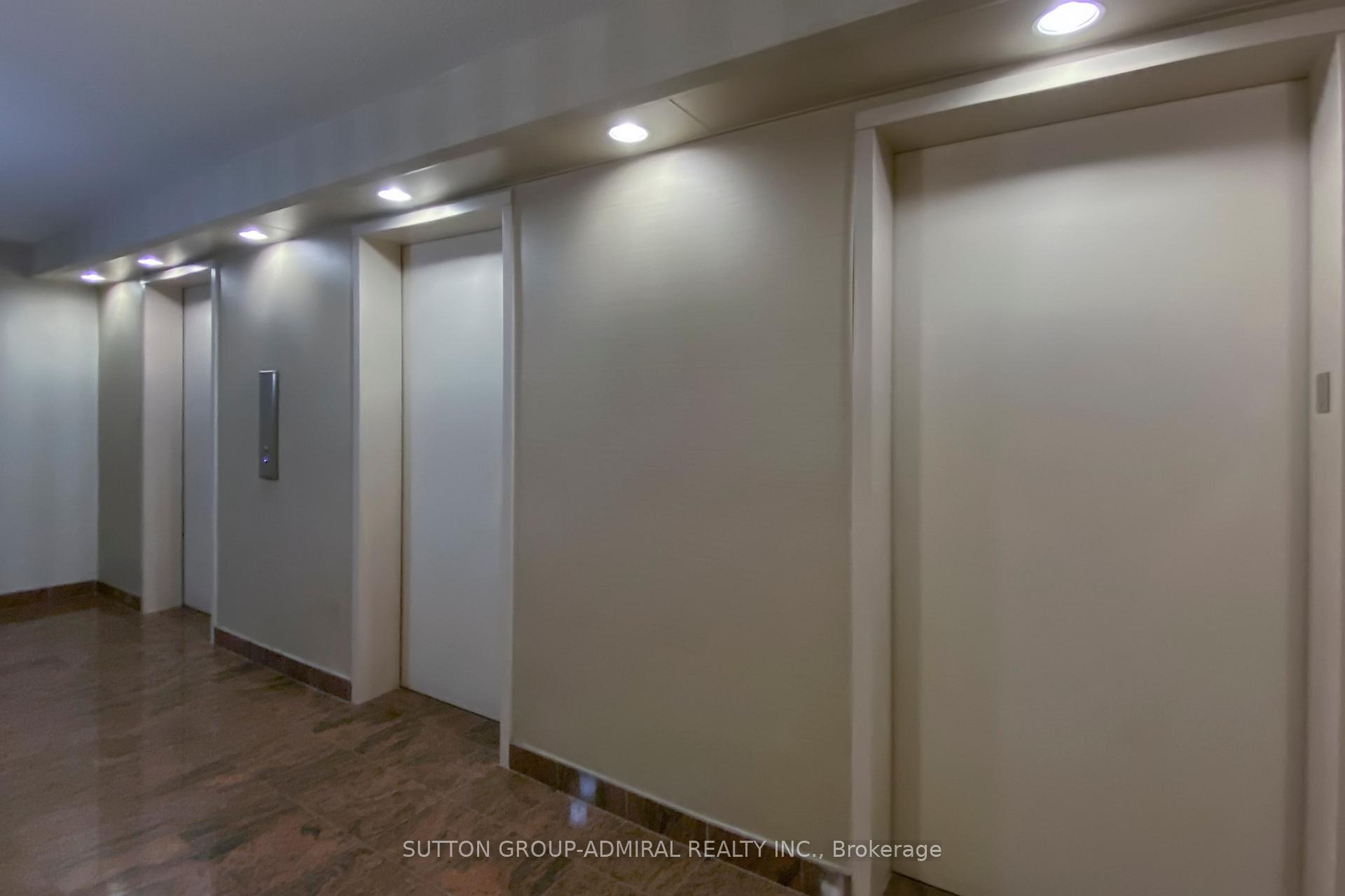 Photo 36 of Unit 707, 3000 Bathurst Street, Toronto, Englemount-Lawrence — HOMEH