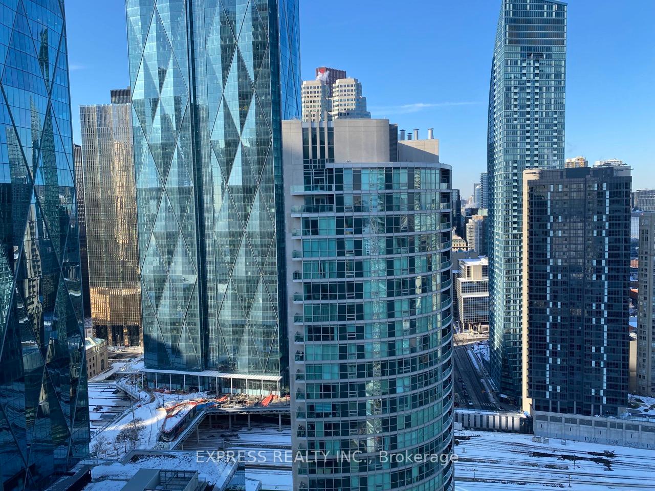 Photo 9 of Unit 3704, 16 Yonge Street, Toronto, Waterfront Communities — HOMEH
