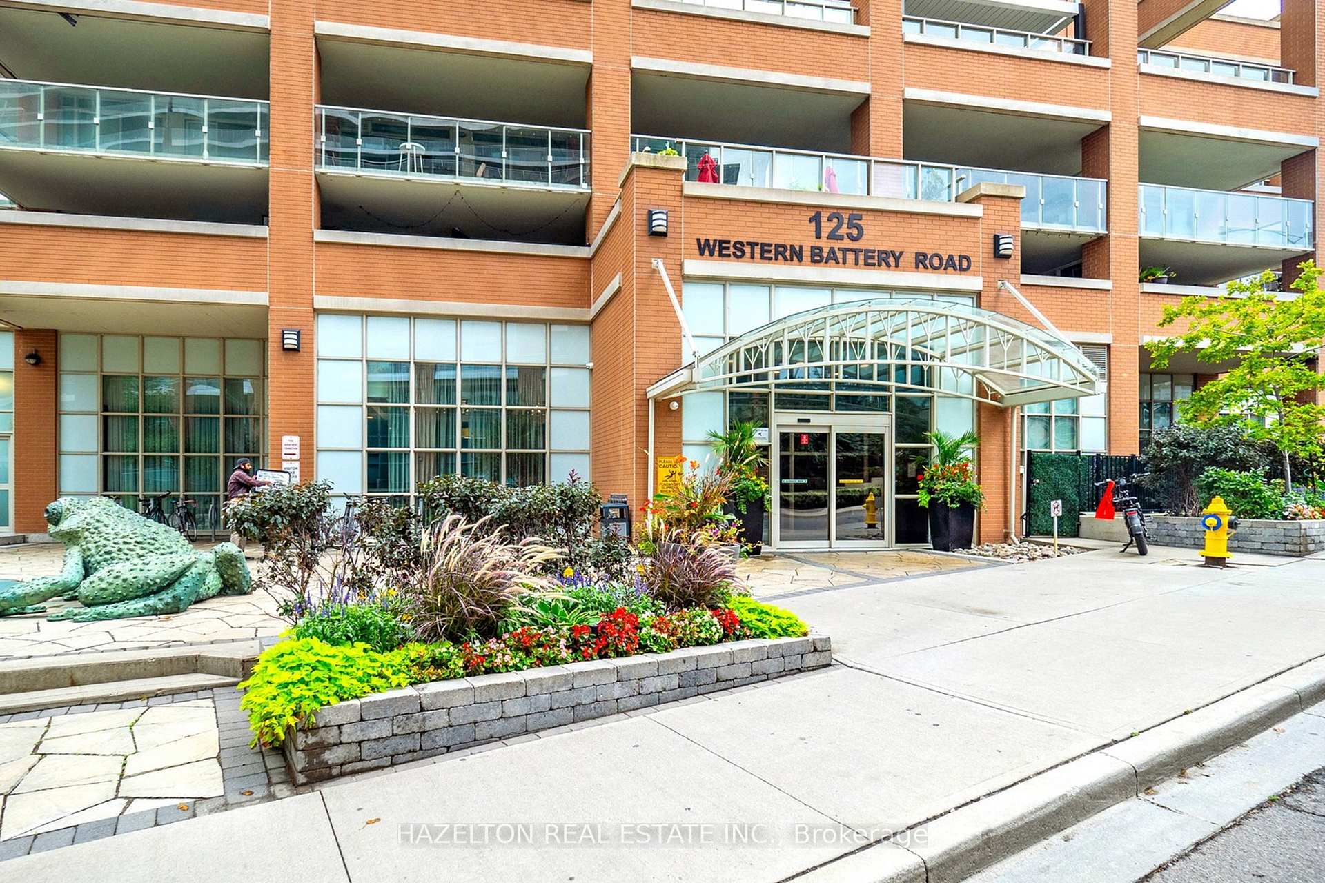 Photo 2 of Unit 2414, 125 Western Battery Road, Toronto, Niagara — HOMEH