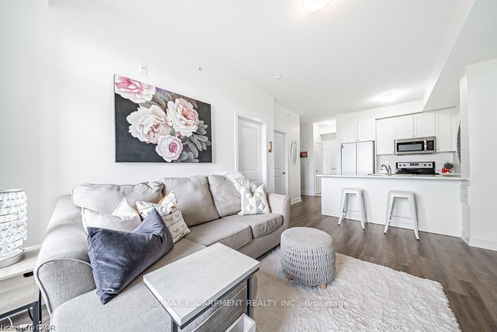 Photo 12 of Unit 129, 35 Southshore Crescent, Hamilton, Lakeshore — HOMEH