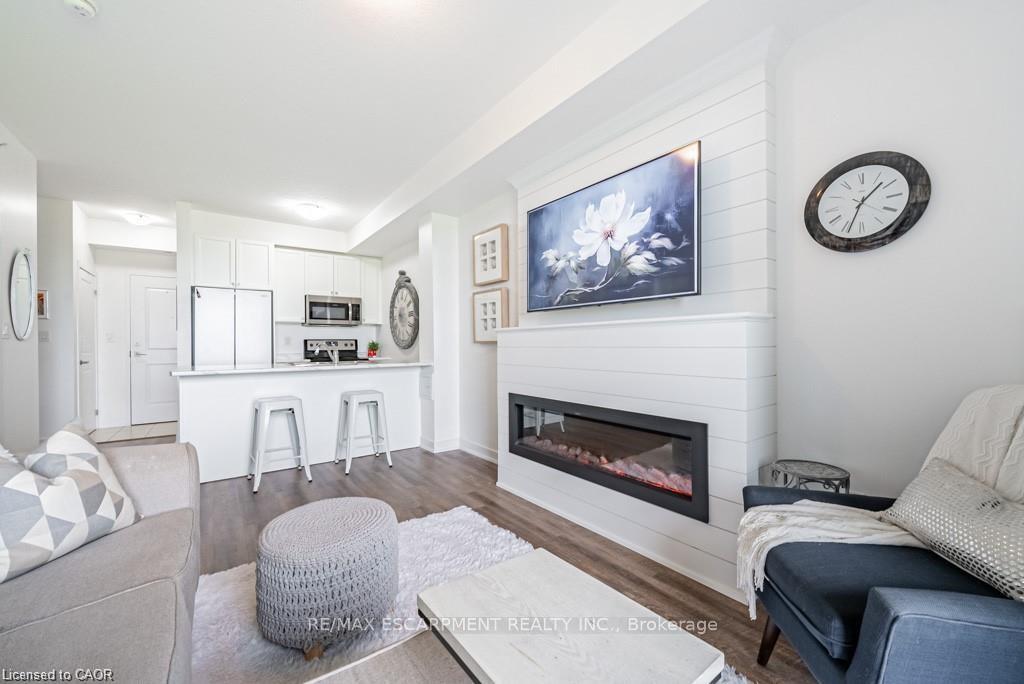 Photo 10 of Unit 129, 35 Southshore Crescent, Hamilton, Lakeshore — HOMEH