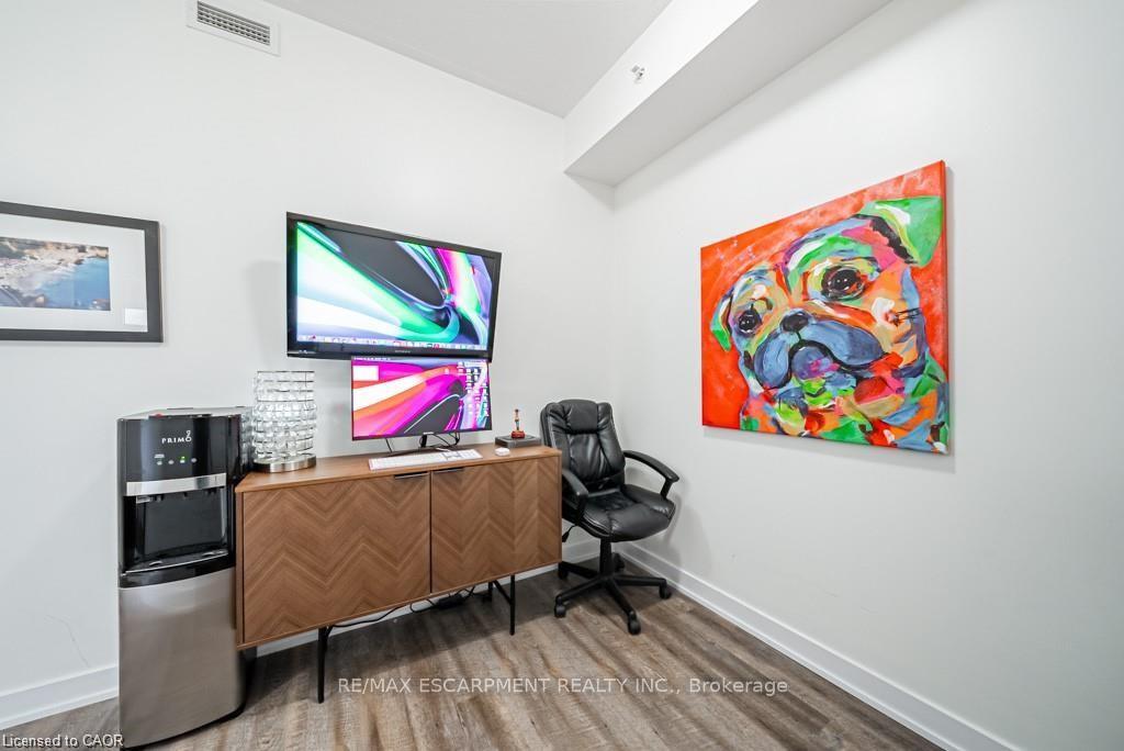 Photo 14 of Unit 129, 35 Southshore Crescent, Hamilton, Lakeshore — HOMEH