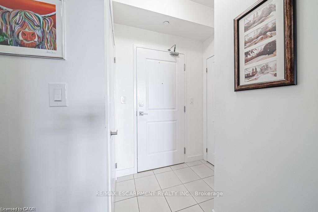 Photo 17 of Unit 129, 35 Southshore Crescent, Hamilton, Lakeshore — HOMEH