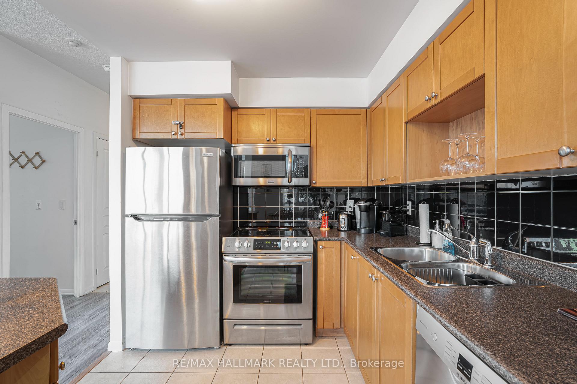 Photo 10 of Unit 1603, 18 Yonge Street, Toronto, Waterfront Communities — HOMEH