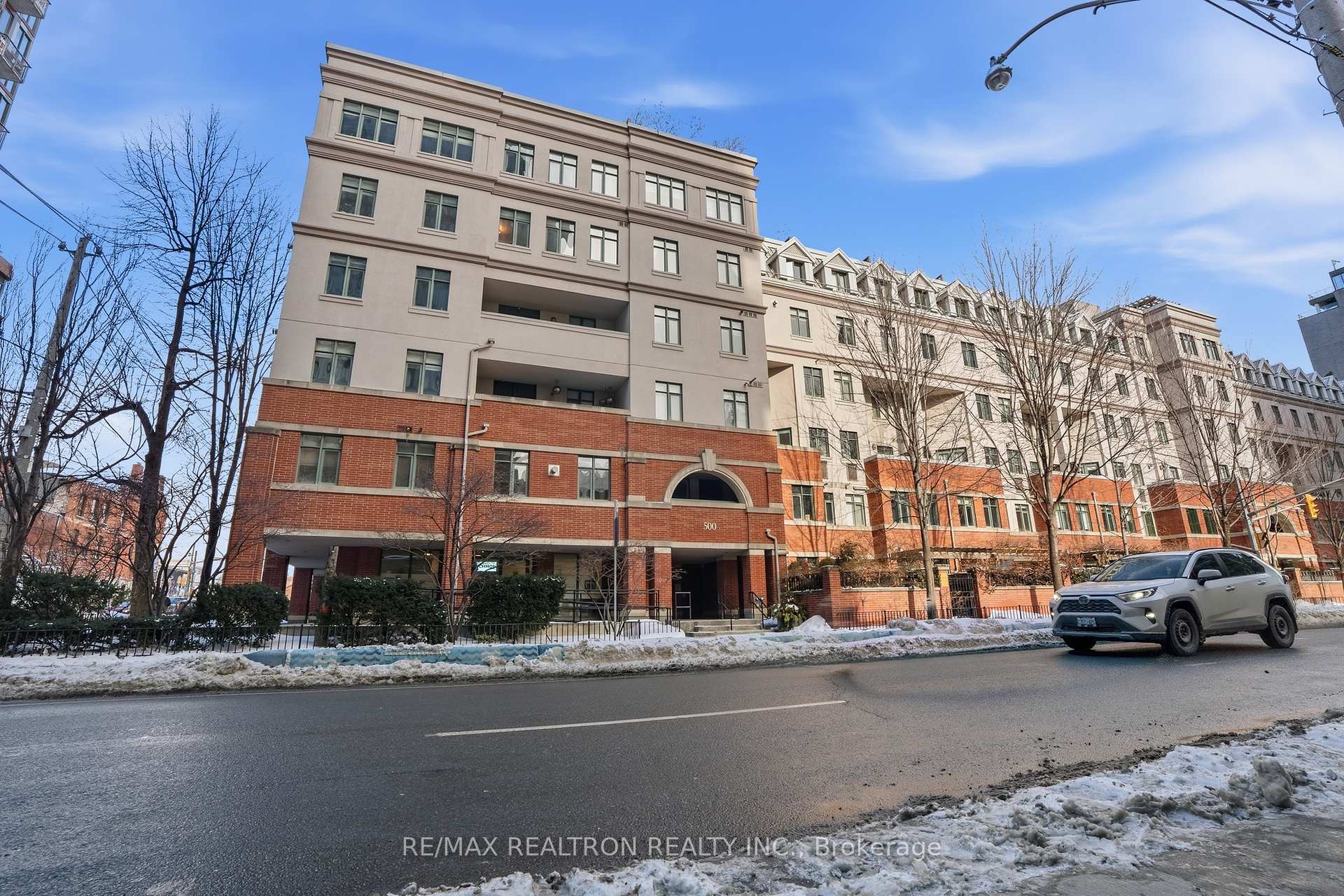 Front of Unit 324, 500 Richmond Street W
