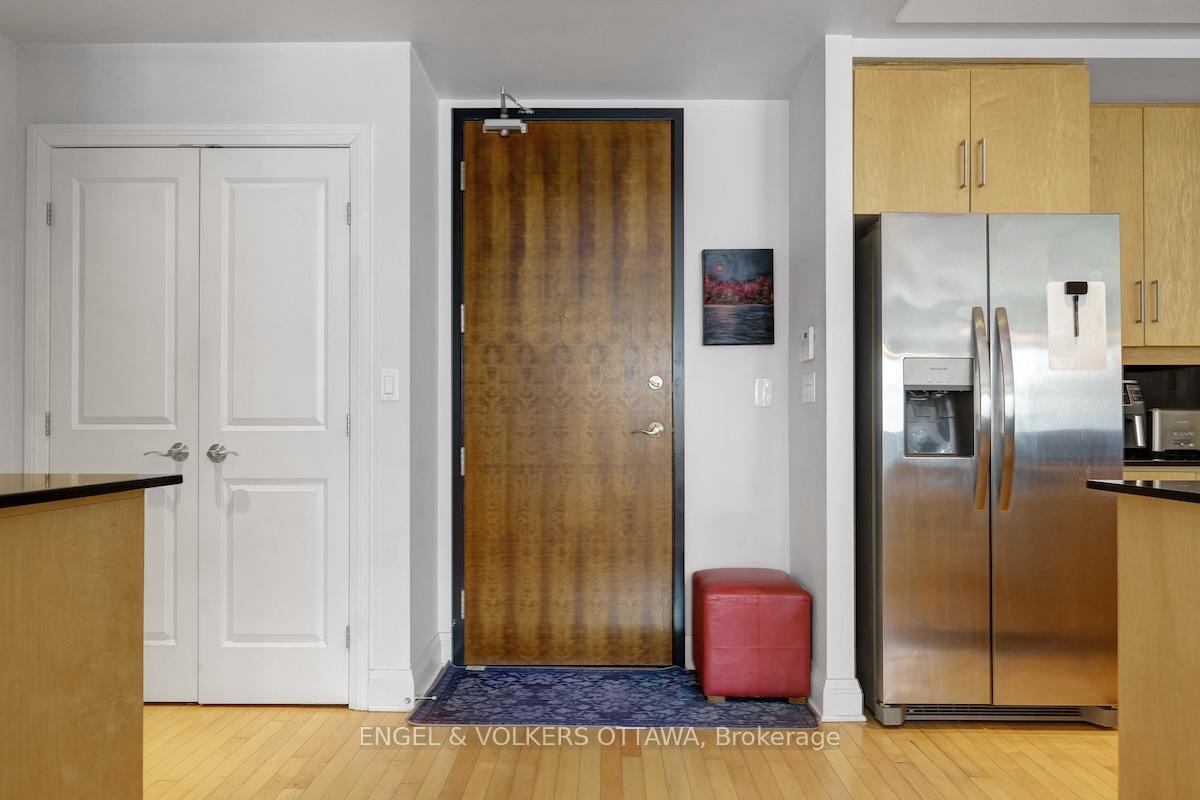 Photo 6 of Unit 204, 295 Mackay Street, Ottawa, Lindenlea — HOMEH