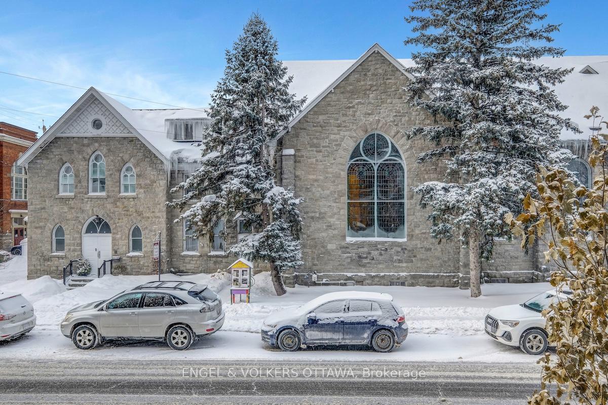 Photo 39 of Unit 204, 295 Mackay Street, Ottawa, Lindenlea — HOMEH