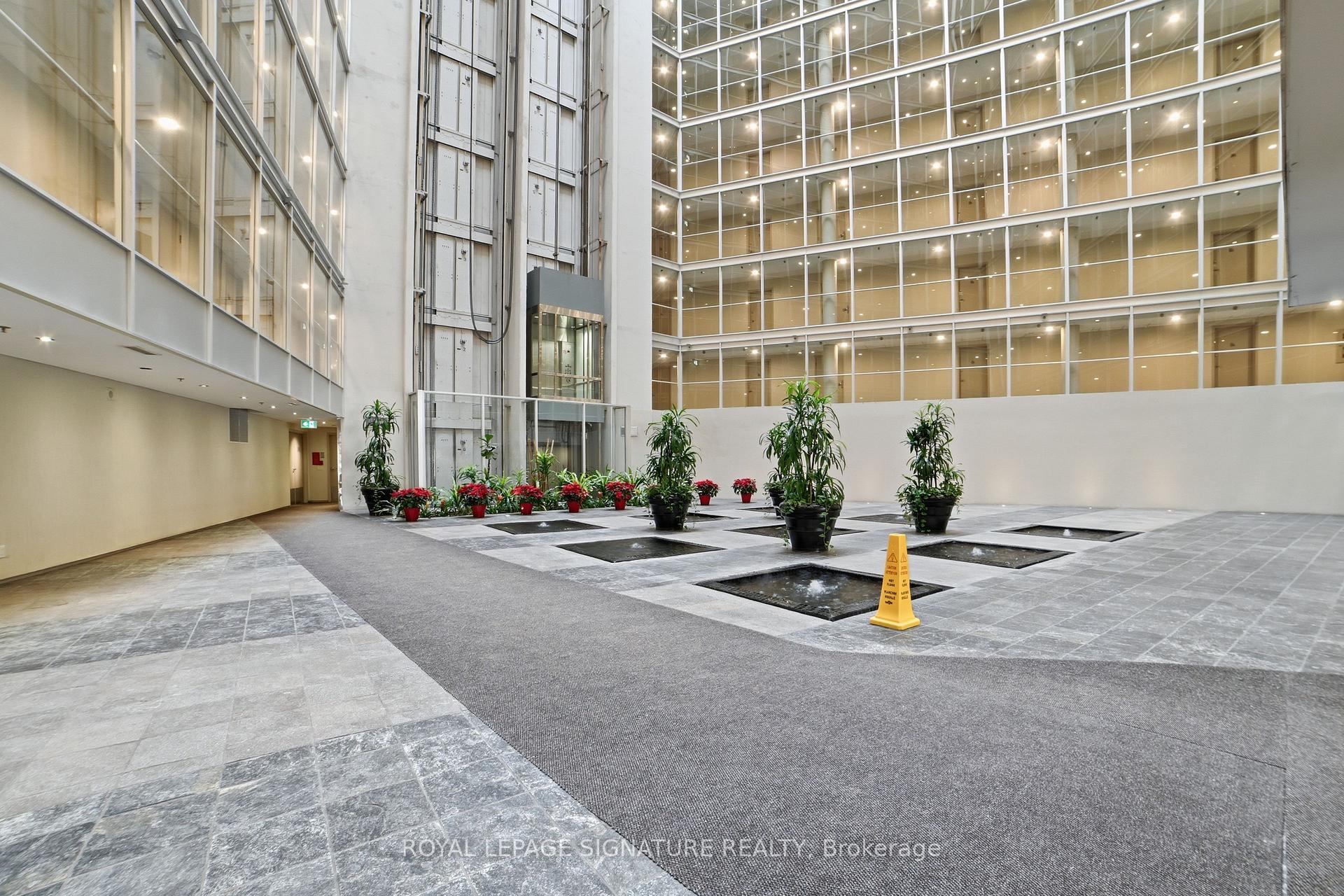 Photo 4 of Unit 1219, 650 Queens Quay W, Toronto, Niagara — HOMEH