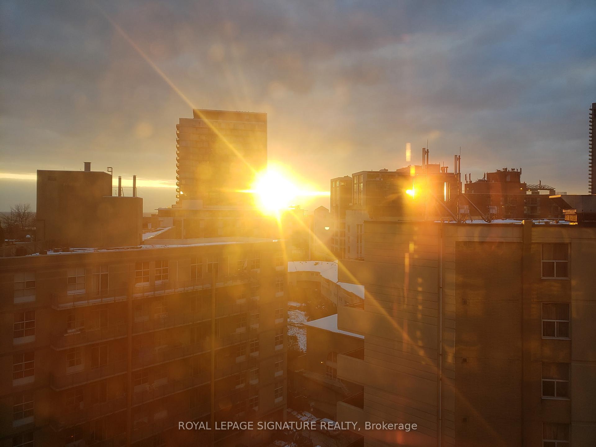 Photo 17 of Unit 1219, 650 Queens Quay W, Toronto, Niagara — HOMEH