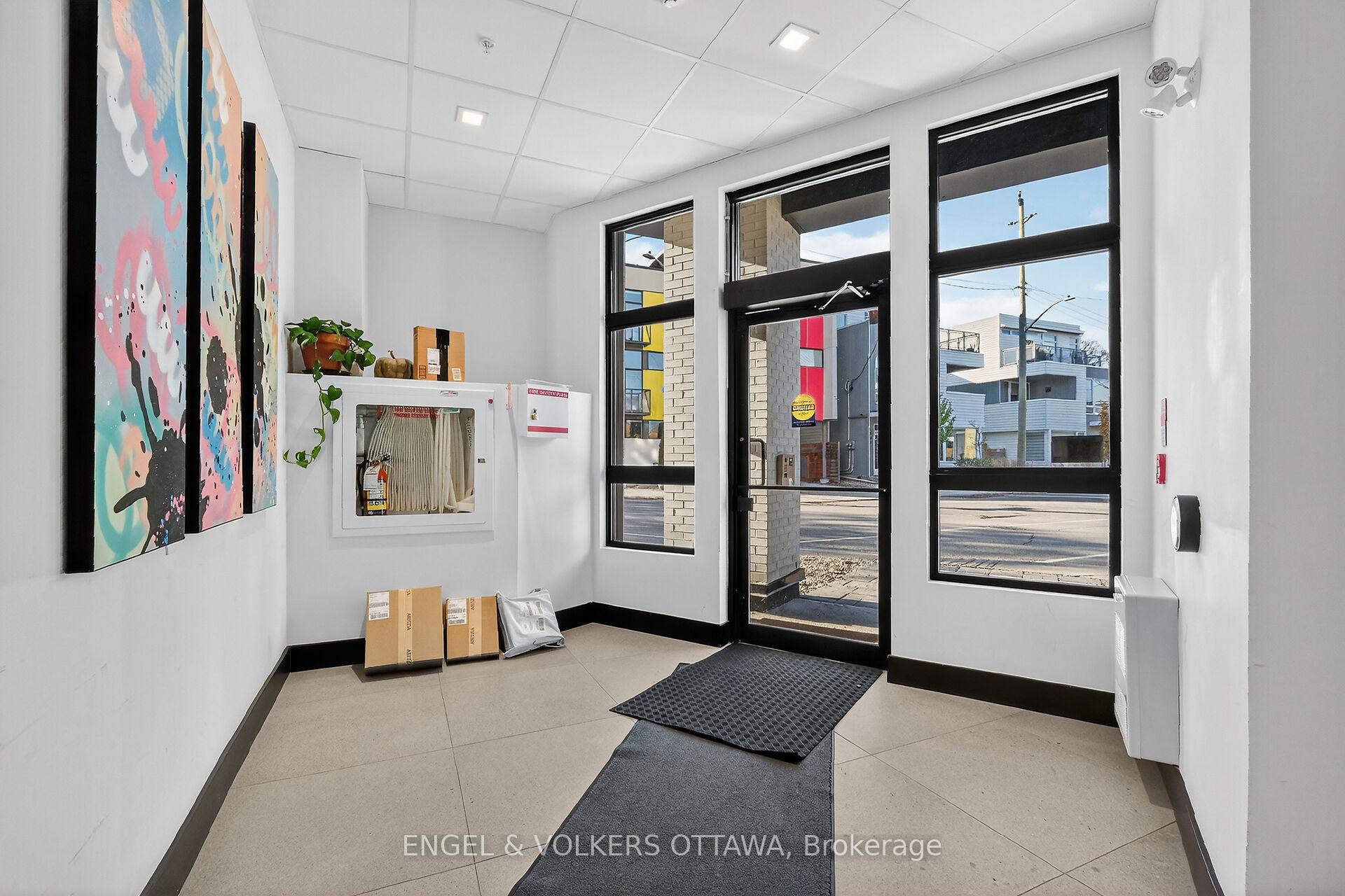 Photo 4 of Unit 105, 101 Pinhey Street, Ottawa, Hintonburg — HOMEH