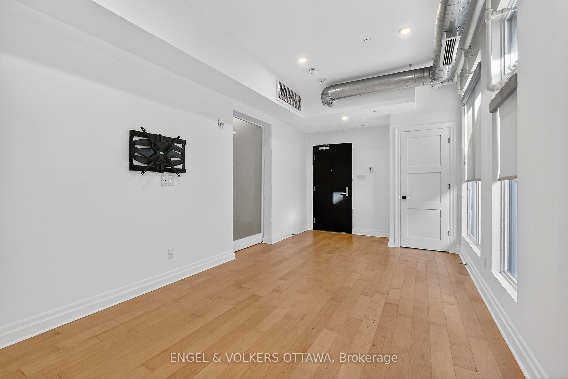 Photo 15 of Unit 105, 101 Pinhey Street, Ottawa, Hintonburg — HOMEH