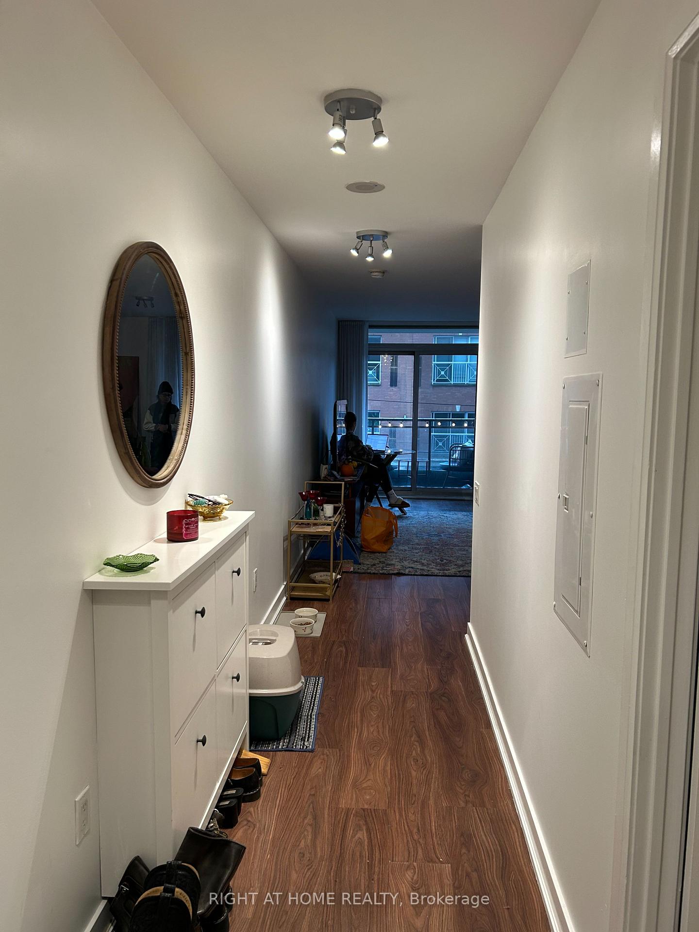 Photo 2 of Unit 232, 78 Tecumseth Street, Toronto, Niagara — HOMEH